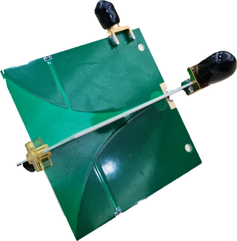双极化天线 Dual-polarized Antenna（100×100mm 款）